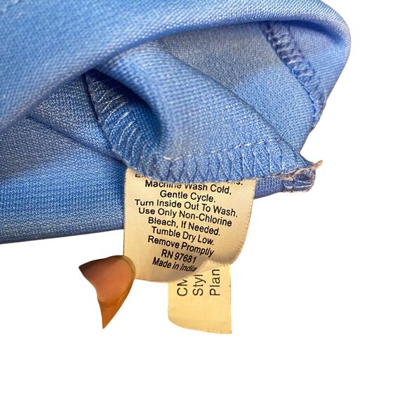 Signature North Carolina Tar Heels blue white sleeveless cheer shirt SIZE 6 - Picture 3 of 4